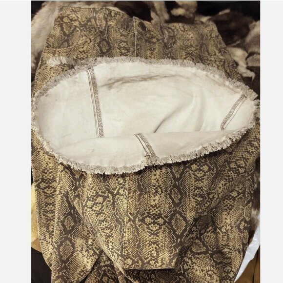 Show Me Your Mumu Size 27 Flare High Rise Berkeley Bells Queen Cobra Snake Jeans - Picture 9 of 11